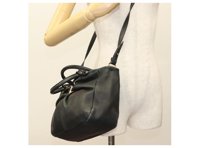 Vala Handtasche aus Leder 2 in 1 Schwarz Gold Auth 131359 von Salvatore Ferragamo Golden - Ansicht 29