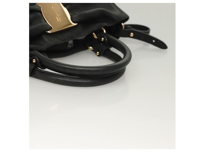 Vala Handtasche aus Leder 2 in 1 Schwarz Gold Auth 131359 von Salvatore Ferragamo Golden - Ansicht 7
