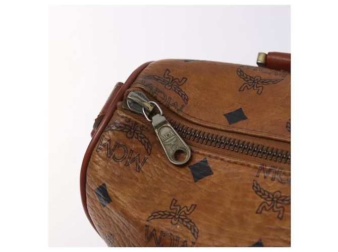 Borsa Boston MCM Logogram Vicetos in pelle PVC marrone e oro Auth bs27984 D'oro - vista 17