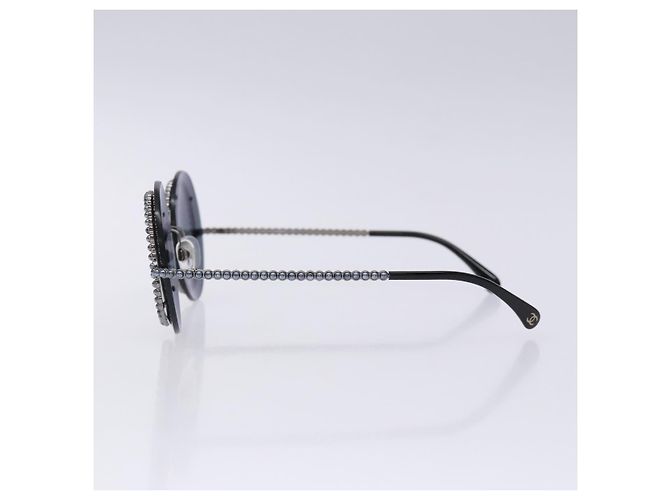 Gafas de sol CHANEL de plástico Negro CC Auth 131207V - vista 3
