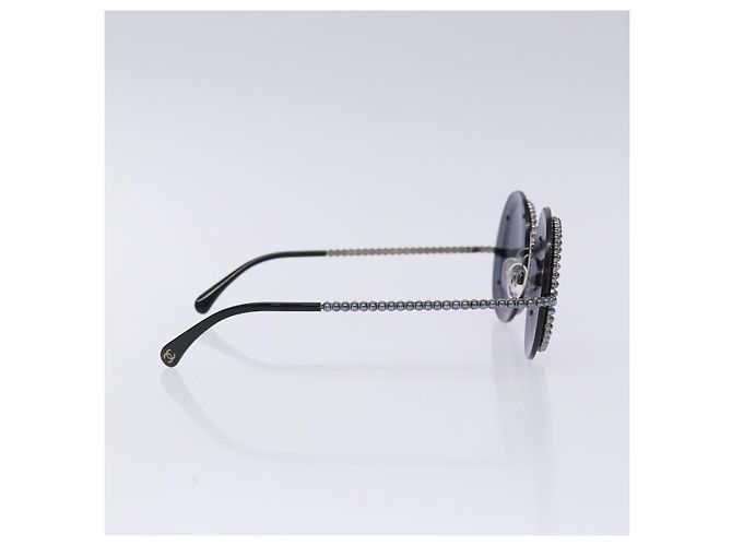 Gafas de sol CHANEL de plástico Negro CC Auth 131207V - vista 4