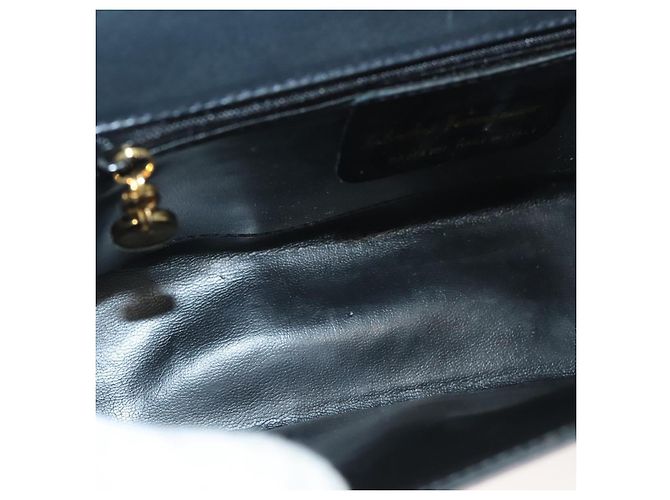 Borsa a Spalla Gancini in Pelle Salvatore Ferragamo Blu Navy Oro Auth 131463 D'oro - vista 11