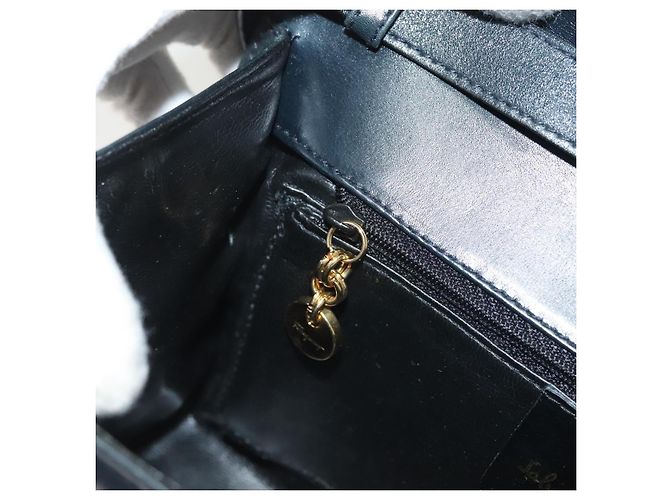 Borsa a Spalla Gancini in Pelle Salvatore Ferragamo Blu Navy Oro Auth 131463 D'oro - vista 20