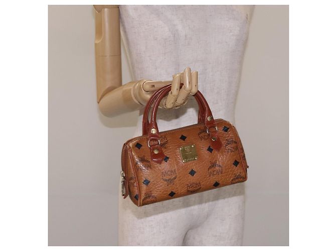 Borsa MCM Logogram Vicetos in pelle PVC marrone oro Auth 131735 D'oro - vista 20