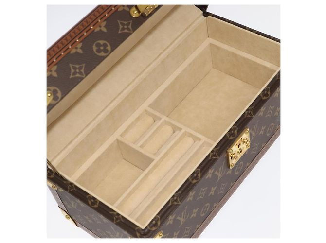 LOUIS VUITTON Monogram Accessories Jewelry Box M20209 LV Auth 97056SAV - view 26