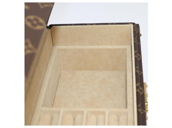 LOUIS VUITTON Monogram Accessories Jewelry Box M20209 LV Auth 97056SAV - view 27