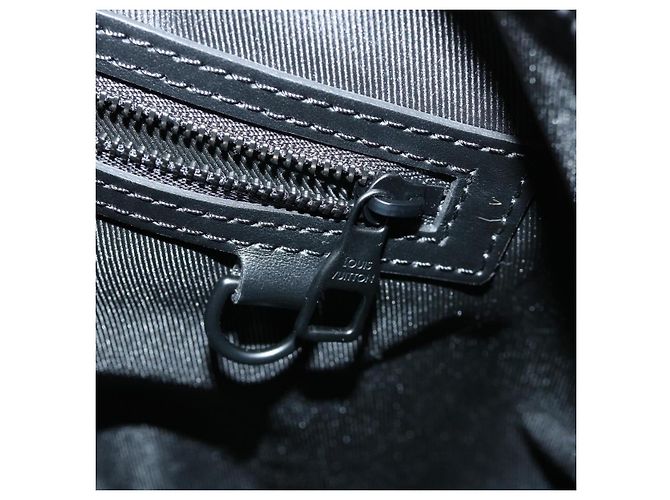 LOUIS VUITTON Keepall Bandouliere 50 Monogram Eclipse Boston M21384 Auth 34215S Monogramma - vista 24