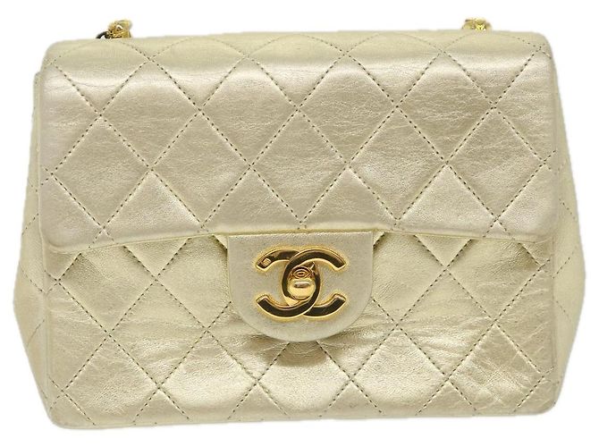 CHANEL Matelasse 17 Chain Shoulder Bag Lamb Skin Gold CC Auth 58346SAV - vista 13