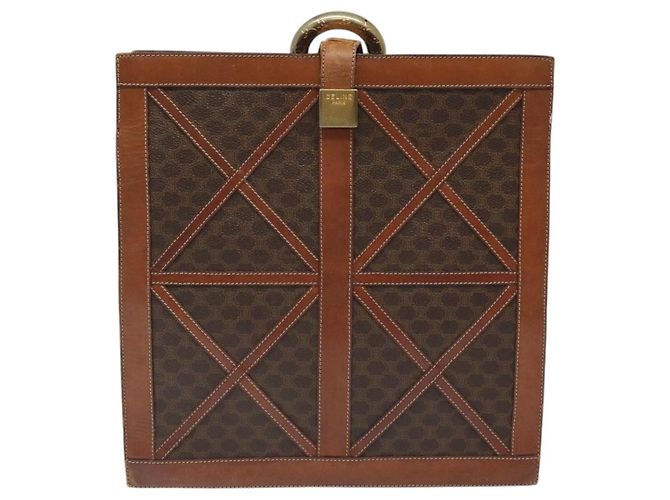 Céline Borsa a Spalla in Tela Macadam CELINE in Pelle PVC Marrone Oro Auth 117240 D'oro - vista 3