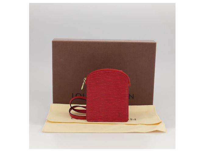 LOUIS VUITTON Pochette Secret Accessorio Epi Rosso LV Auth 95155SV - vista 12
