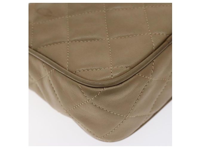CHANEL Borsa a Spalla Matelassé con Catena in Pelle di Agnello Beige Oro CC Auth 127575 D'oro - vista 15