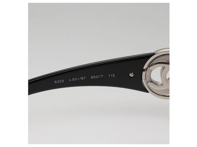 CHANEL Sonnenbrille aus Kunststoff Schwarz CC Auth 111071V - Ansicht 9