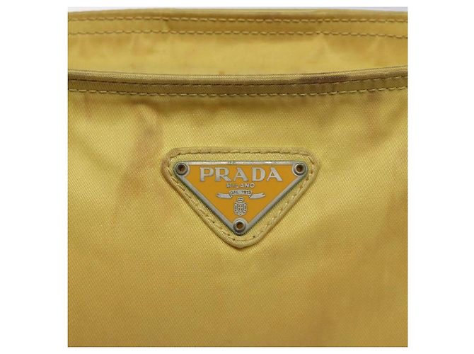 Borsa a Spalla PRADA in Nylon Giallo Auth 127873 - vista 17