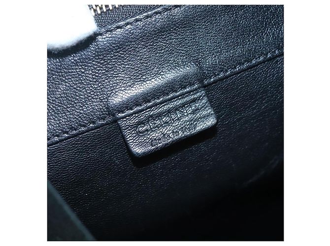 Céline Borsa Tote Verticale in Pelle Mustang Print di CELINE Nero Oro Auth bs27989 D'oro - vista 19
