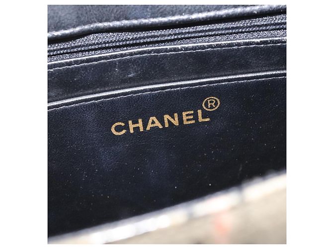 CHANEL Borsa a Mano Choco Bar con Catena in Pelle Smaltata Beige CC Auth bs23554V - vista 18