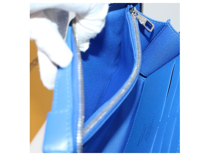 LOUIS VUITTON Monogram Clouds Soft Trunk Wallet Borsa a Spalla M45432 Auth 43567S Bianco Blu chiaro - vista 26