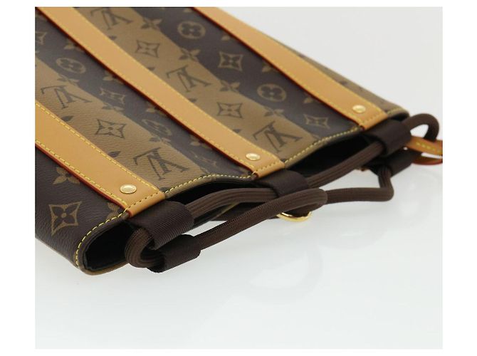 Louis Vuitton Borsa a tracolla Randonnee Monogram Stripe VUITTON M45968 Auth 31989S Monogramma - vista 6