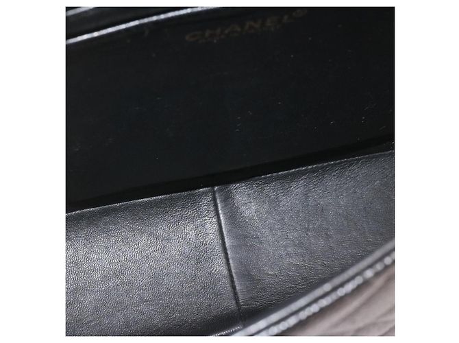 CHANEL Grande Borsa Matelassé 34 con Catena in Pelle Caviar Nera Oro CC Auth 25984SA Nero D'oro - vista 10