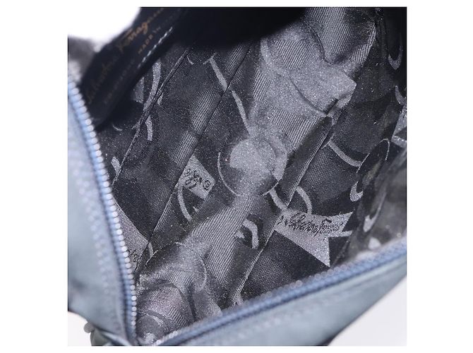 Borsa a Spalla Vala in Camoscio Blu Navy e Oro di Salvatore Ferragamo Auth gh351 - vista 11