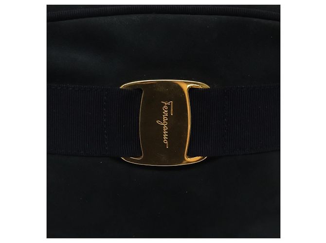 Borsa a Spalla Vala in Camoscio Blu Navy e Oro di Salvatore Ferragamo Auth gh351 - vista 18