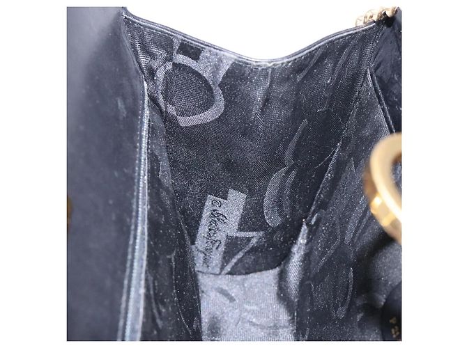 Borsa a Spalla in Pelle Gancini Chain di Salvatore Ferragamo Nero Oro Auth yk18587 - vista 18
