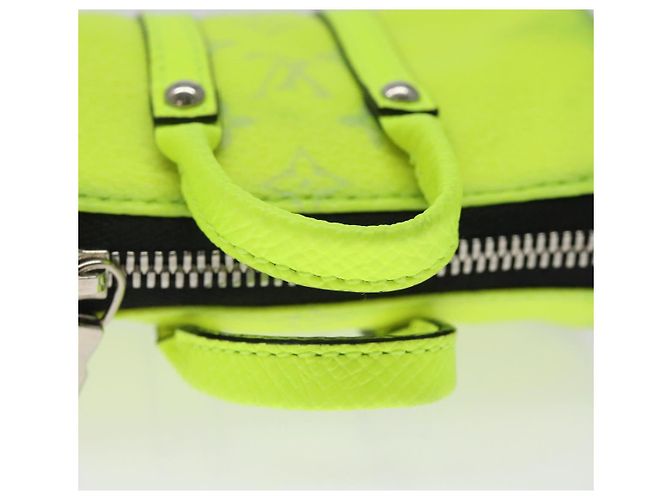 LOUIS VUITTON Taigalama Portachiavi Mini Keepall Charm Giallo M01048 Auth MX390 - vista 7