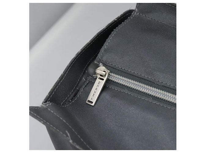 Borsa sportiva CHANEL in nylon grigio e bianco con logo CC Auth ar13479 Marrone - vista 16