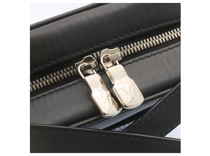 LOUIS VUITTON Borsa a Spalla Danube Epi Supreme Nera M53431 LV Auth ar5973SM Nero - vista 17