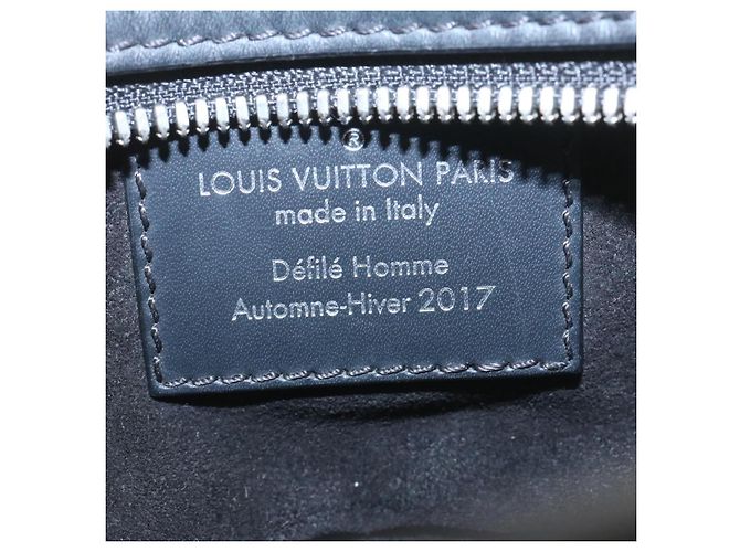 LOUIS VUITTON Borsa a Spalla Danube Epi Supreme Nera M53431 LV Auth ar5973SM Nero - vista 18