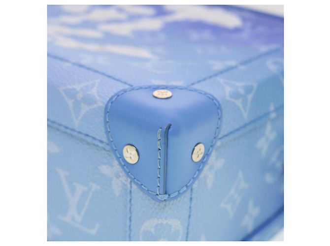 LOUIS VUITTON Borsa a Spalla Soft Trunk Monogram Clouds Blu M45430 LV Auth 42826SM Bianco - vista 14