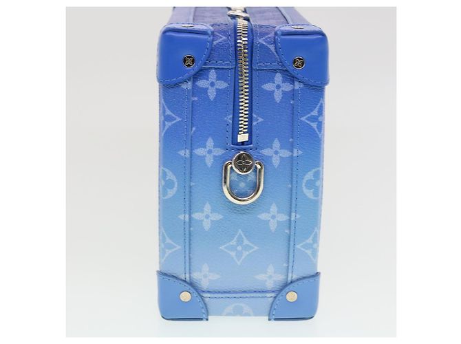 LOUIS VUITTON Borsa a Spalla Soft Trunk Monogram Clouds Blu M45430 LV Auth 42826SM Bianco - vista 3