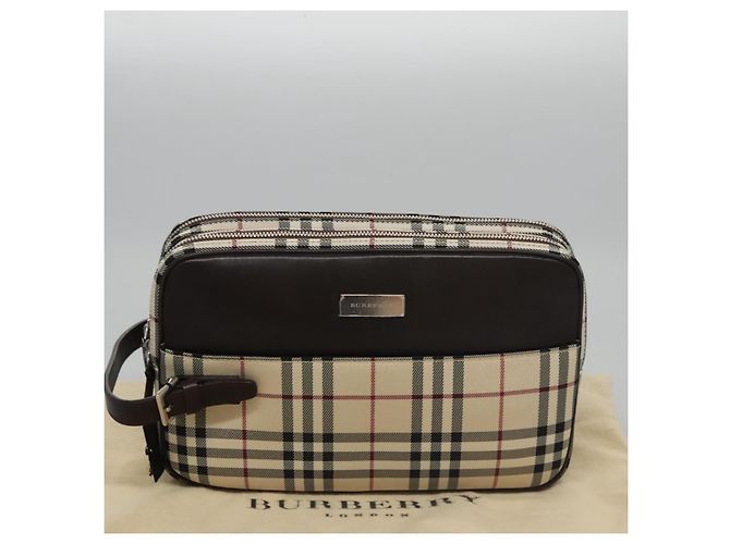 Bolso clutch de nylon beige con estampado Nova Check de BURBERRY Auth BA224AV - vista 12