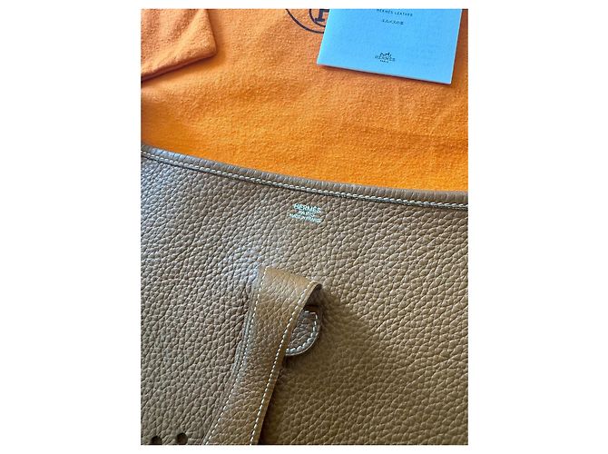 Borsa Hermès Evelyne in pelle marrone Cammello - vista 9