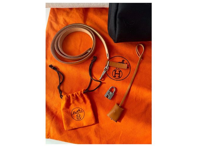 Borsa a mano Hermès Herbag 31 Beige in Tela - vista 6
