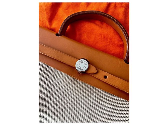 Borsa a mano Hermès Herbag 31 Beige in Tela - vista 8