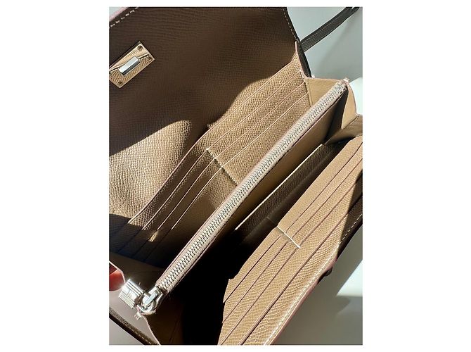Carteira Hermès Kelly Long Epsom Taupe Camelo - vista 8