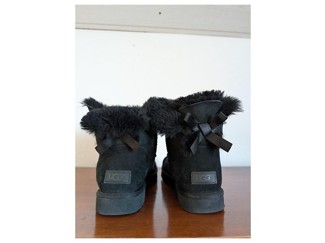 Ugg Mini Bailey Bow II Boot Black - view 2