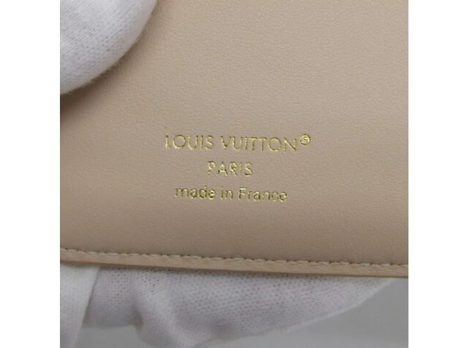 Cartera Bifold Loup Monogram Coussin Louis Vuitton Rosa Beige Monograma - vista 6