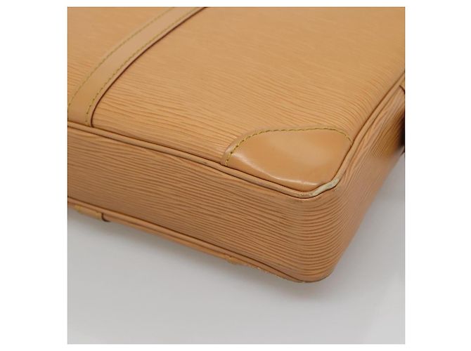 LOUIS VUITTON Borsa Porta Documenti da Viaggio Epi Winnipeg Beige LV Auth bs27743 - vista 16