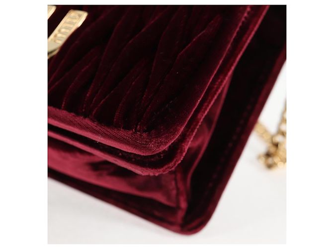 Borsa a Spalla Miu Miu Matelassé Bijoux Velluto Rosso Vino Oro Auth 118941M D'oro Bordò - vista 16