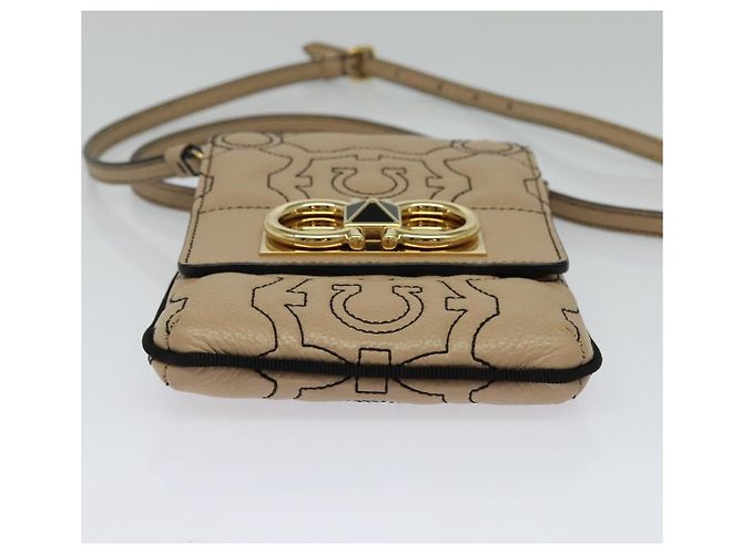 Borsa a Spalla Gancini in Pelle Beige Oro Auth 131785 di Salvatore Ferragamo - vista 5