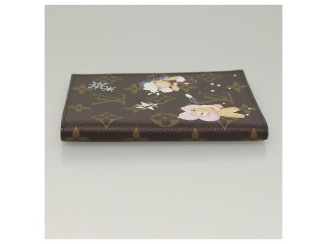LOUIS VUITTON Noël Vivienne Couverture Passeport Étui à Passeport Auth 132776M Monogramme - vue 4