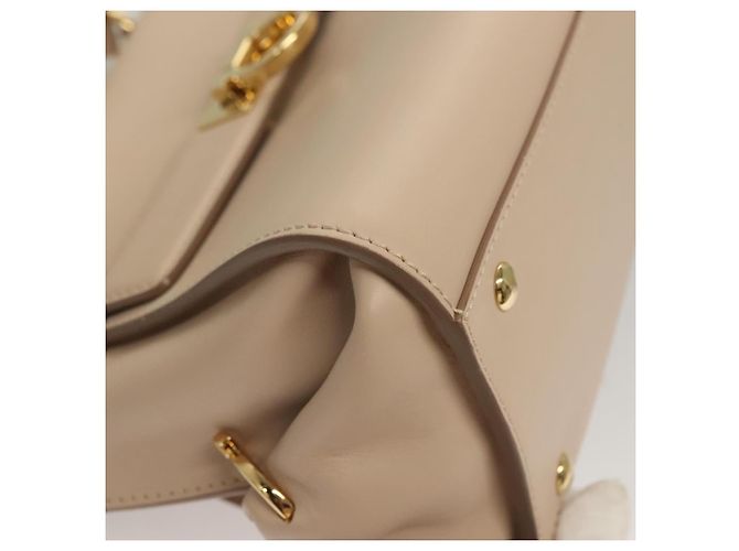 Borsa a mano in pelle Salvatore Ferragamo Gancini Sofia 2 in 1 Beige Oro Auth 131462 D'oro - vista 15
