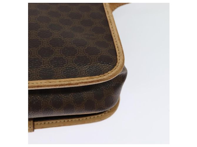Céline Borsa a Spalla in Tela Macadam CELINE in Pelle PVC Marrone Oro Auth 131727 D'oro - vista 16