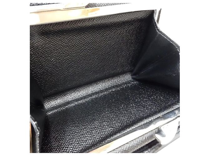 Billetera Bifold Epi Louis Vuitton Negro - vista 7