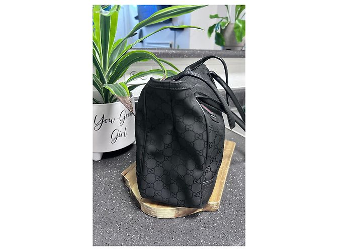 Borsa a spalla Gucci in nylon nero - vista 3