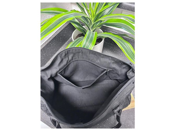 Borsa a spalla Gucci in nylon nero - vista 8