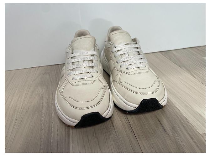 Bottega Veneta Leder Sneaker beige - Ansicht 3