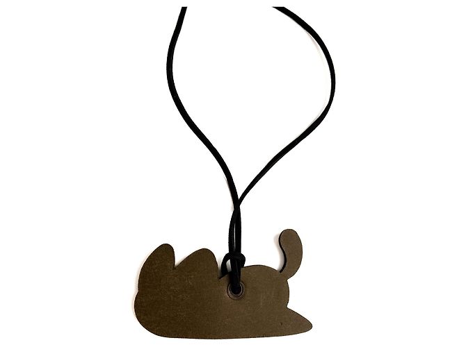 Autre Marque Charm aus Leder Katze Militärgrün - Ansicht 2