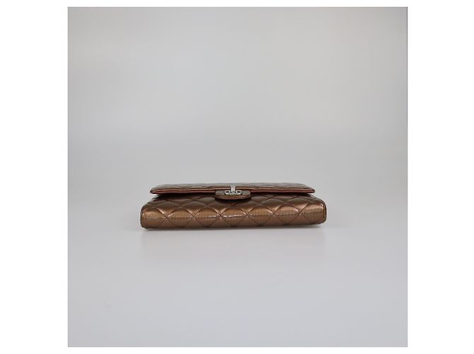 Clutch classico trapuntato in bronzo con catena Chanel - vista 4